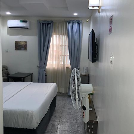 March Forte 3 Bedroom Apartment Ikeja Eksteriør billede